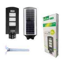 LAMPARA SOLAR •Potencia de luz: 60W •Hor